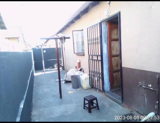 2 BEDROOM HOUSE FOR SALE IN SOSHANGUVE VV